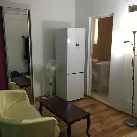 Apartment Regim Fundeni Restaurant Margineni